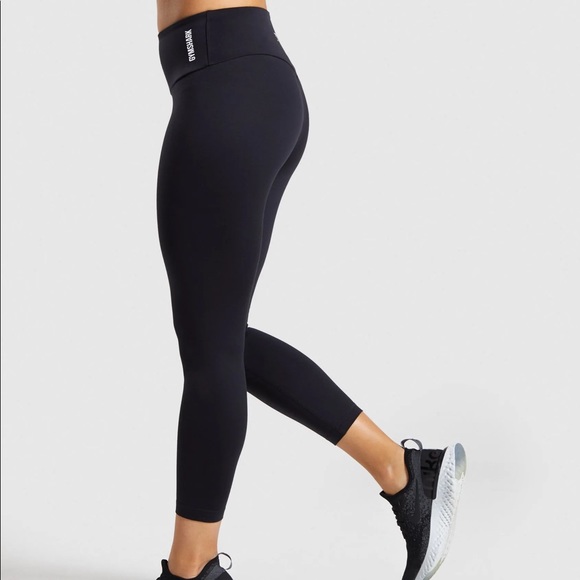 🦈 GYMSHARK NWOT 7/8 Training Leggings - Picture 3 of 9